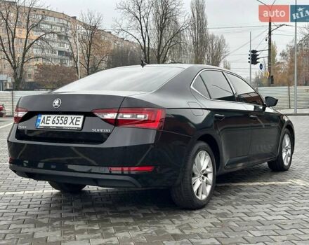Чорний Шкода Суперб, об'ємом двигуна 1.97 л та пробігом 258 тис. км за 15950 $, фото 4 на Automoto.ua
