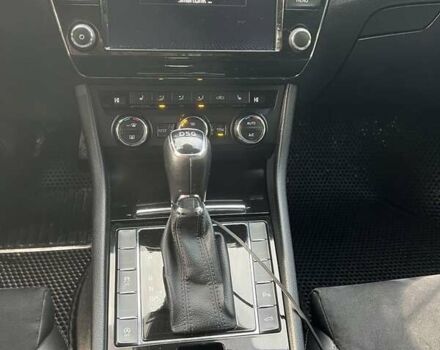 Шкода Суперб 2016 у Львові на Automoto.ua Чорний Шкода Суперб, об'ємом двигуна 2 л та пробігом 280 тис. км за 17500 $, фото 2 на Automoto.ua