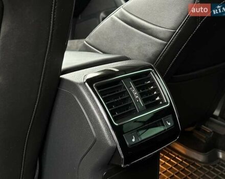 Чорний Шкода Суперб, об'ємом двигуна 1.97 л та пробігом 258 тис. км за 15950 $, фото 18 на Automoto.ua