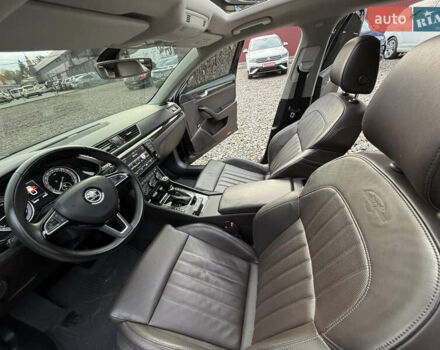 Чорний Шкода Суперб, об'ємом двигуна 2 л та пробігом 208 тис. км за 18399 $, фото 57 на Automoto.ua