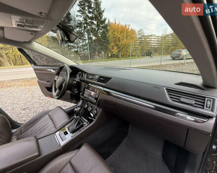 Чорний Шкода Суперб, об'ємом двигуна 2 л та пробігом 208 тис. км за 18399 $, фото 27 на Automoto.ua