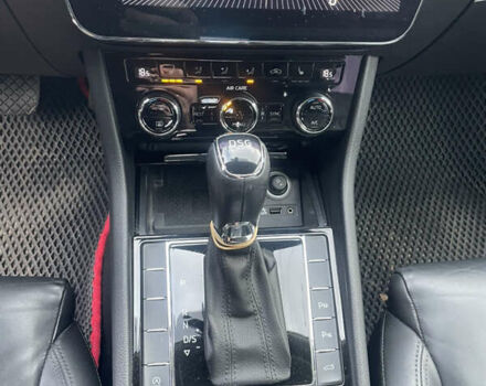 Шкода Суперб 2017 у Житомирі на Automoto.ua Чорний Шкода Суперб, об'ємом двигуна 1.97 л та пробігом 340 тис. км за 16800 $, фото 23 на Automoto.ua