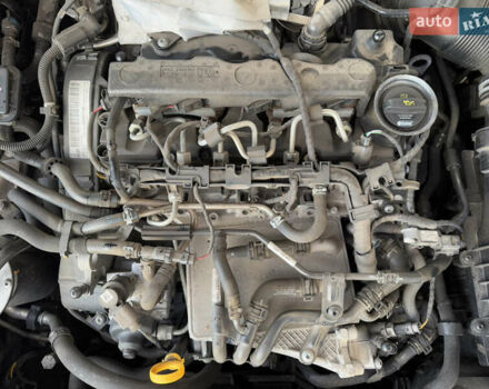 Черный Шкода Суперб, объемом двигателя 2 л и пробегом 158 тыс. км за 26900 $, фото 131 на Automoto.ua