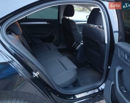 Черный Шкода Суперб, объемом двигателя 1.8 л и пробегом 131 тыс. км за 17300 $, фото 16 на Automoto.ua