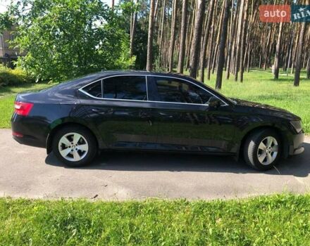 Черный Шкода Суперб, объемом двигателя 1.8 л и пробегом 220 тыс. км за 15499 $, фото 26 на Automoto.ua