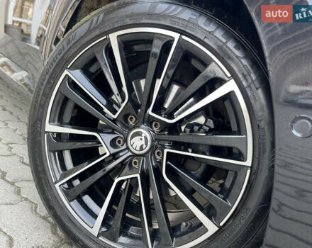 Чорний Шкода Суперб, об'ємом двигуна 2 л та пробігом 319 тис. км за 18500 $, фото 48 на Automoto.ua