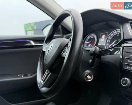 Черный Шкода Суперб, объемом двигателя 2 л и пробегом 178 тыс. км за 24900 $, фото 84 на Automoto.ua