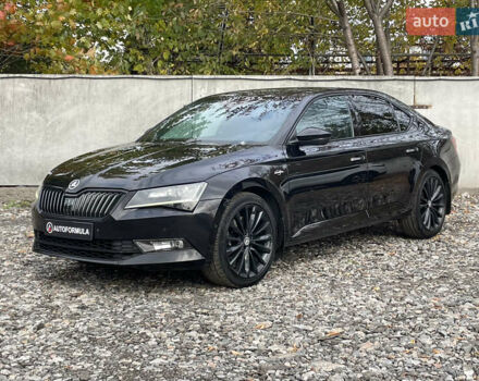 Шкода Суперб 2017 у Києві на Automoto.ua Чорний Шкода Суперб, об'ємом двигуна 1.97 л та пробігом 262 тис. км за 22490 $, фото 5 на Automoto.ua