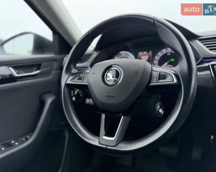 Черный Шкода Суперб, объемом двигателя 2 л и пробегом 178 тыс. км за 24900 $, фото 111 на Automoto.ua