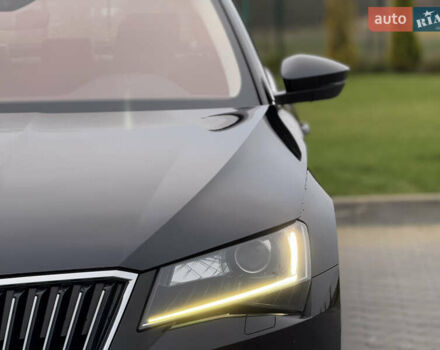 Черный Шкода Суперб, объемом двигателя 2 л и пробегом 178 тыс. км за 24900 $, фото 18 на Automoto.ua