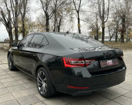 Черный Шкода Суперб, объемом двигателя 1.98 л и пробегом 174 тыс. км за 17500 $, фото 9 на Automoto.ua