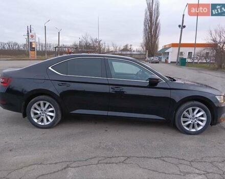 Черный Шкода Суперб, объемом двигателя 1.8 л и пробегом 131 тыс. км за 17300 $, фото 1 на Automoto.ua