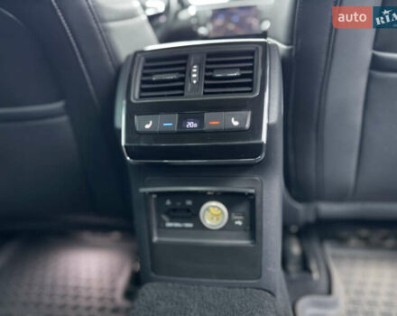 Черный Шкода Суперб, объемом двигателя 2 л и пробегом 178 тыс. км за 24900 $, фото 100 на Automoto.ua