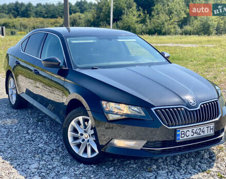 Черный Шкода Суперб, объемом двигателя 1.8 л и пробегом 250 тыс. км за 15999 $, фото 1 на Automoto.ua