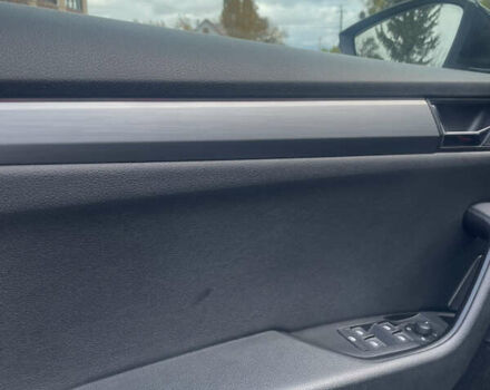 Шкода Суперб 2017 у Житомирі на Automoto.ua Чорний Шкода Суперб, об'ємом двигуна 1.97 л та пробігом 340 тис. км за 16800 $, фото 18 на Automoto.ua