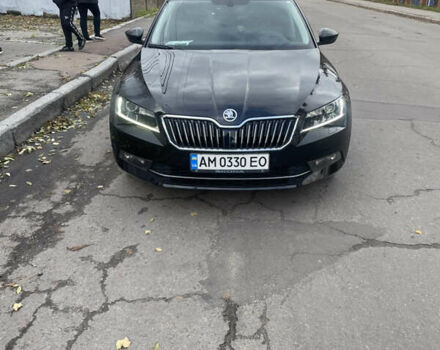 Шкода Суперб 2017 у Житомирі на Automoto.ua Чорний Шкода Суперб, об'ємом двигуна 1.97 л та пробігом 340 тис. км за 16800 $, фото 5 на Automoto.ua