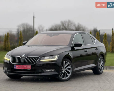 Черный Шкода Суперб, объемом двигателя 2 л и пробегом 178 тыс. км за 24900 $, фото 3 на Automoto.ua