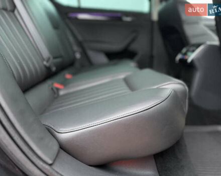 Черный Шкода Суперб, объемом двигателя 2 л и пробегом 178 тыс. км за 24900 $, фото 98 на Automoto.ua