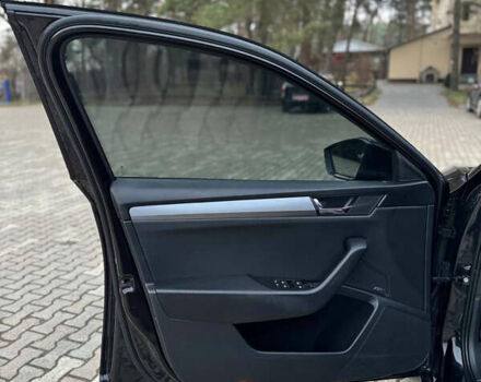 Черный Шкода Суперб, объемом двигателя 1.97 л и пробегом 184 тыс. км за 18700 $, фото 22 на Automoto.ua