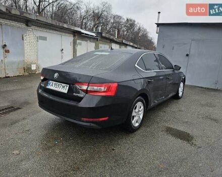 Черный Шкода Суперб, объемом двигателя 1.97 л и пробегом 200 тыс. км за 10900 $, фото 24 на Automoto.ua