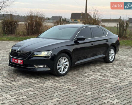 Черный Шкода Суперб, объемом двигателя 1.97 л и пробегом 184 тыс. км за 18700 $, фото 2 на Automoto.ua