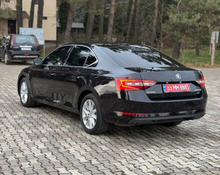 Черный Шкода Суперб, объемом двигателя 1.97 л и пробегом 184 тыс. км за 18700 $, фото 4 на Automoto.ua