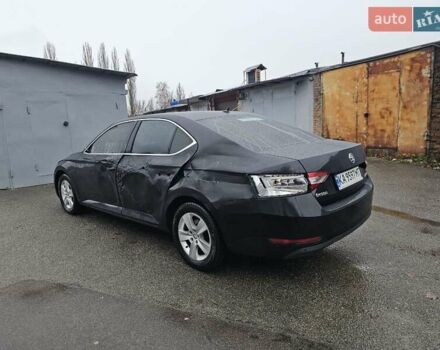 Черный Шкода Суперб, объемом двигателя 1.97 л и пробегом 200 тыс. км за 10900 $, фото 26 на Automoto.ua