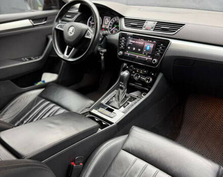 Чорний Шкода Суперб, об'ємом двигуна 1.97 л та пробігом 220 тис. км за 18400 $, фото 13 на Automoto.ua