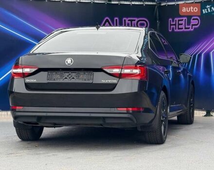 Черный Шкода Суперб, объемом двигателя 2 л и пробегом 180 тыс. км за 19999 $, фото 6 на Automoto.ua