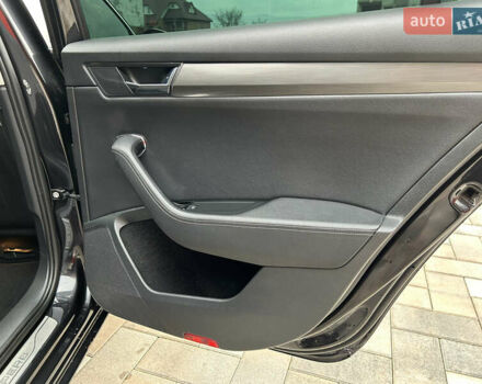 Черный Шкода Суперб, объемом двигателя 2 л и пробегом 253 тыс. км за 19900 $, фото 22 на Automoto.ua