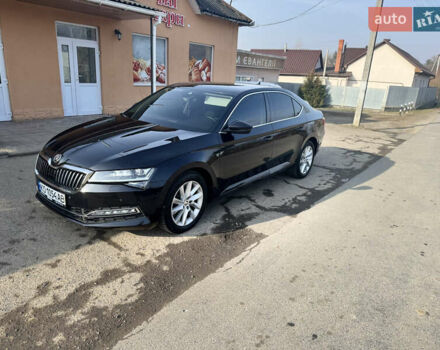 Черный Шкода Суперб, объемом двигателя 2 л и пробегом 178 тыс. км за 25000 $, фото 11 на Automoto.ua
