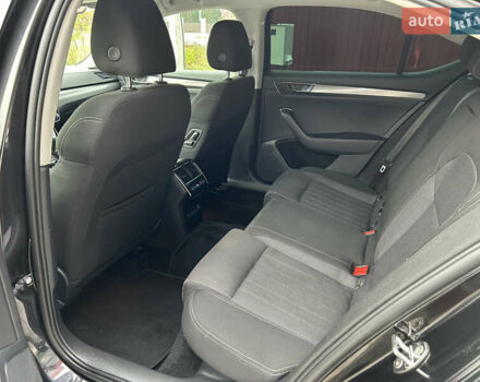 Черный Шкода Суперб, объемом двигателя 2 л и пробегом 253 тыс. км за 19900 $, фото 35 на Automoto.ua