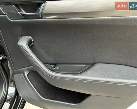 Черный Шкода Суперб, объемом двигателя 2 л и пробегом 253 тыс. км за 19900 $, фото 23 на Automoto.ua