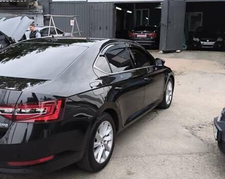 Чорний Шкода Суперб, об'ємом двигуна 1.97 л та пробігом 275 тис. км за 23500 $, фото 5 на Automoto.ua