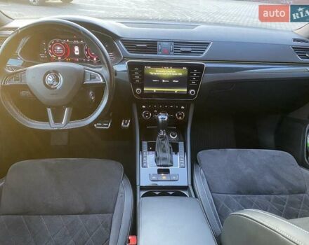 Черный Шкода Суперб, объемом двигателя 1.97 л и пробегом 110 тыс. км за 29499 $, фото 16 на Automoto.ua