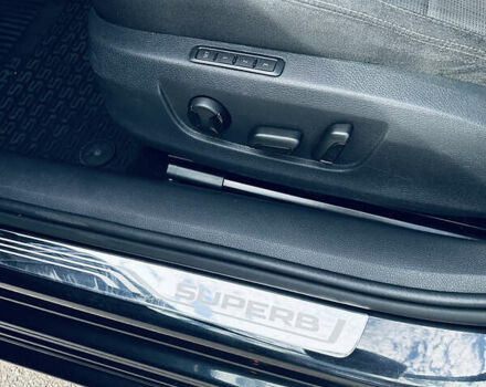 Чорний Шкода Суперб, об'ємом двигуна 1.8 л та пробігом 159 тис. км за 17450 $, фото 19 на Automoto.ua