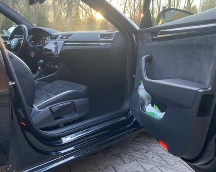 Черный Шкода Суперб, объемом двигателя 1.97 л и пробегом 110 тыс. км за 29499 $, фото 14 на Automoto.ua