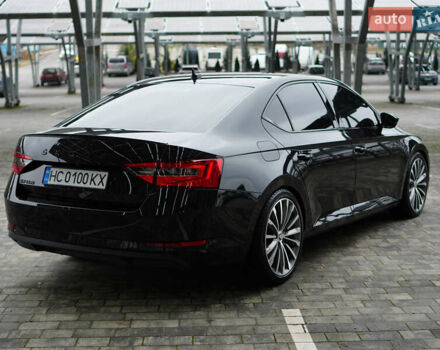 Черный Шкода Суперб, объемом двигателя 1.97 л и пробегом 127 тыс. км за 31600 $, фото 3 на Automoto.ua
