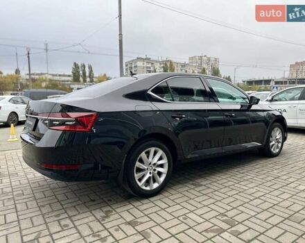 Шкода Суперб 2020 в Киеве на Automoto.ua Черный Шкода Суперб, объемом двигателя 1.98 л и пробегом 109 тыс. км за 25800 $, фото 4 на Automoto.ua