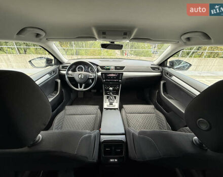 Черный Шкода Суперб, объемом двигателя 1.97 л и пробегом 80 тыс. км за 32999 $, фото 17 на Automoto.ua