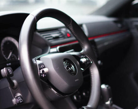 Черный Шкода Суперб, объемом двигателя 1.97 л и пробегом 127 тыс. км за 31600 $, фото 22 на Automoto.ua