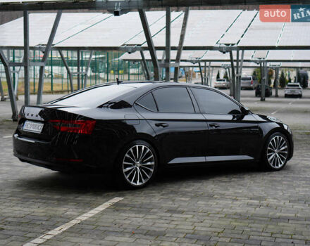 Черный Шкода Суперб, объемом двигателя 1.97 л и пробегом 127 тыс. км за 31600 $, фото 11 на Automoto.ua