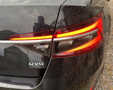 Черный Шкода Суперб, объемом двигателя 1.97 л и пробегом 177 тыс. км за 29000 $, фото 7 на Automoto.ua