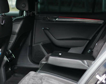 Черный Шкода Суперб, объемом двигателя 1.97 л и пробегом 127 тыс. км за 31600 $, фото 31 на Automoto.ua