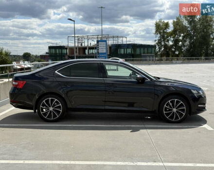 Черный Шкода Суперб, объемом двигателя 1.97 л и пробегом 80 тыс. км за 32999 $, фото 6 на Automoto.ua