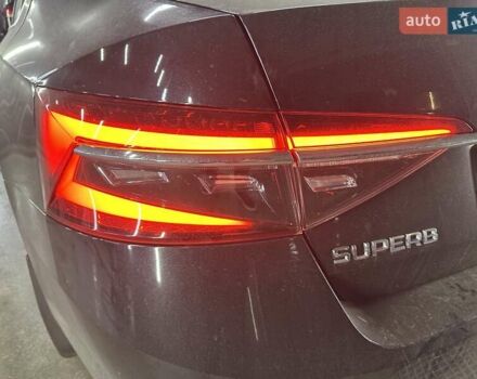 Черный Шкода Суперб, объемом двигателя 2 л и пробегом 92 тыс. км за 29800 $, фото 3 на Automoto.ua