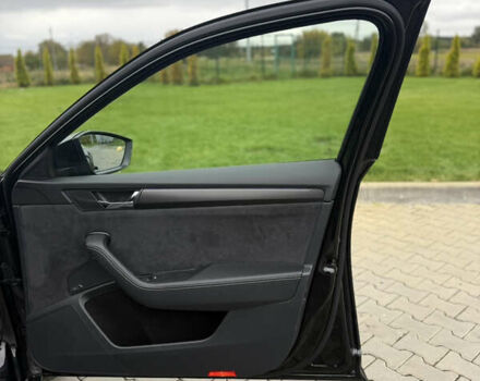 Чорний Шкода Суперб, об'ємом двигуна 2 л та пробігом 115 тис. км за 38700 $, фото 77 на Automoto.ua