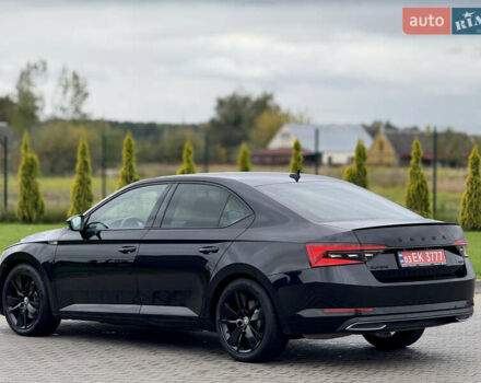 Чорний Шкода Суперб, об'ємом двигуна 2 л та пробігом 115 тис. км за 38700 $, фото 48 на Automoto.ua