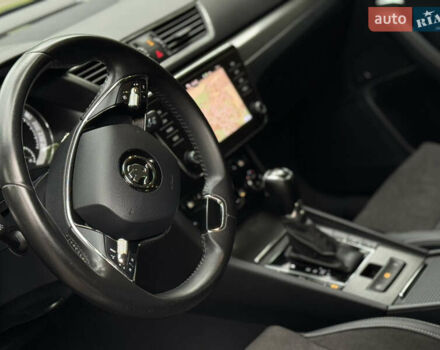 Чорний Шкода Суперб, об'ємом двигуна 2 л та пробігом 209 тис. км за 27999 $, фото 27 на Automoto.ua