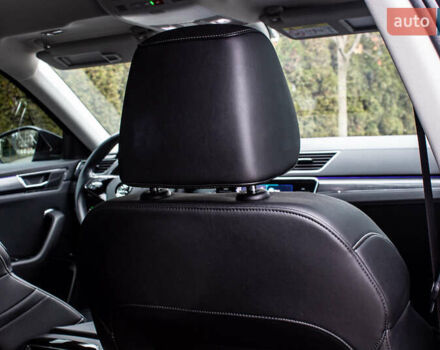 Черный Шкода Суперб, объемом двигателя 1.97 л и пробегом 172 тыс. км за 28100 $, фото 84 на Automoto.ua